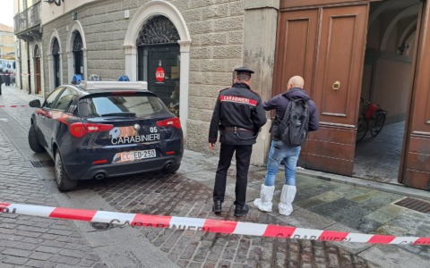 Indagini in corso per un tentativo di incendio a Chiari