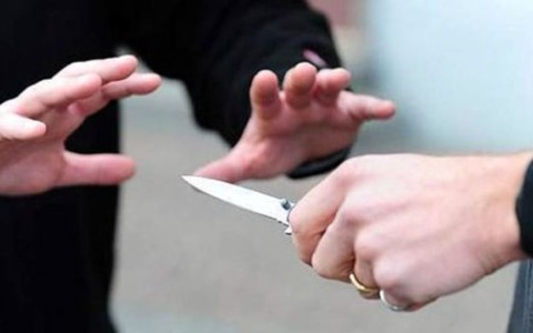 Ospitaletto, minacce e rapina in oratorio: denunciati quattro minorenni