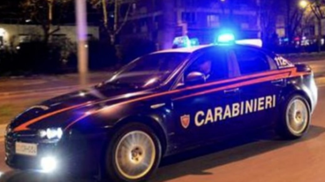 Uomo minaccia il suicidio alla stazione di Iseo, salvato dai carabinieri