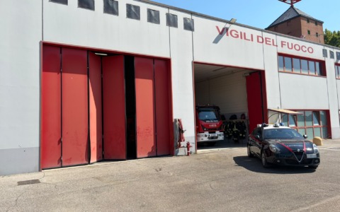 Furto nei locali dei Vigili del Fuoco e della Protezione civile di Chiari: danni limitati e poco bottino